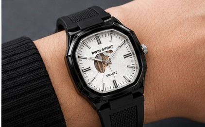 ساعت مردانه Bwin sport مدل HP638392-M